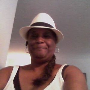 Meet your Posher, Loretha